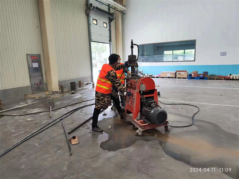 轮台厂房地面下沉塌陷注浆加固施工